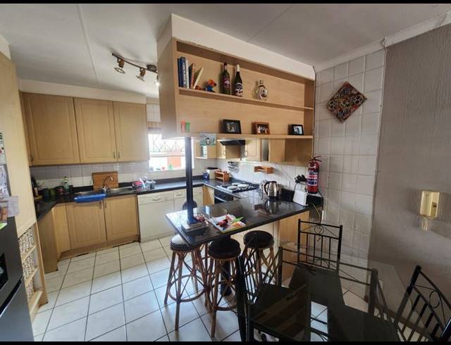 3 BEDROOM SIMPLEX FOR SALE IN MEYERSDAL